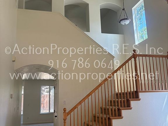 3rd image of 200 Mandalay Ct #V