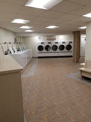 Rented by Max & Associates Realty Corp | media 24