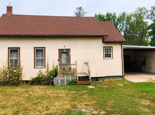 611 Cedar Ave E, Hector, MN 55342