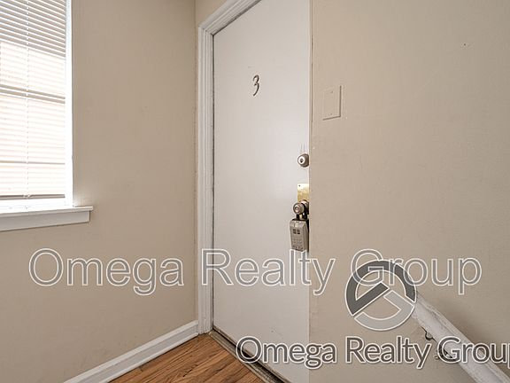 2nd image of 600 S Broadway Ave APT F3