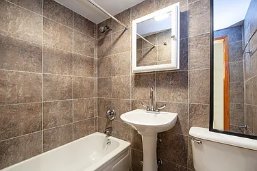 Rented by R New York