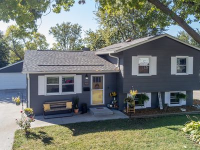 3933 E Tiffin Ave, Des Moines, IA, 50317