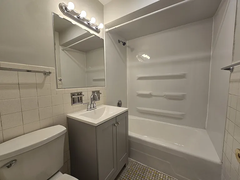 7201 W Wellington Ave #3G — Photo 5