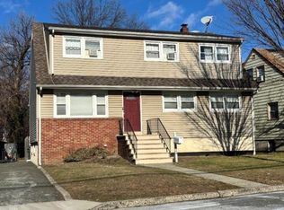 112 E Grove St, South Hackensack, NJ 07606