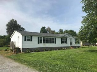 26 Tyler Ln, Metropolis, IL 62960