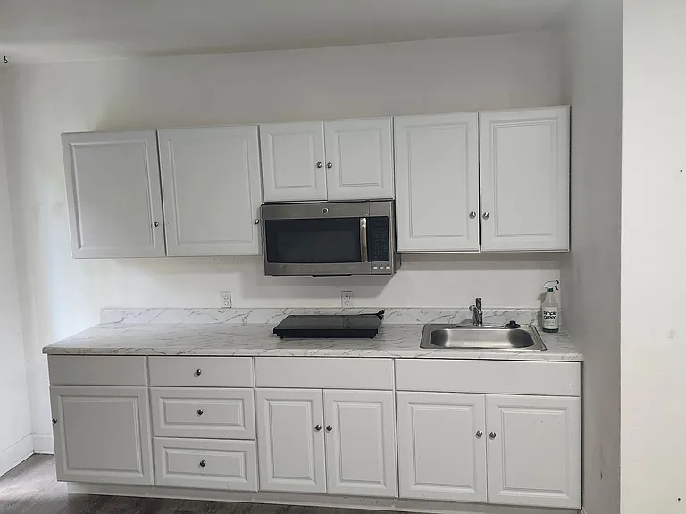 109 Plantation Cir #1A — Photo 1