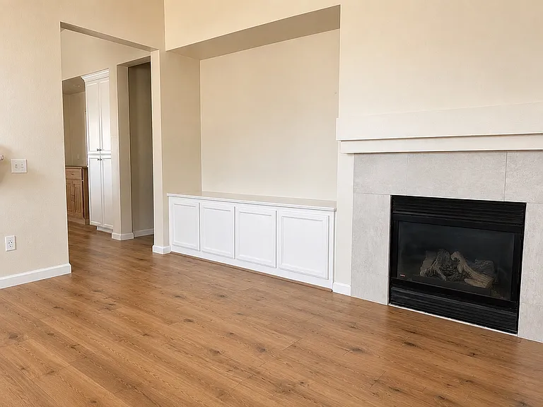 5701 Dainty Ct — Photo 4