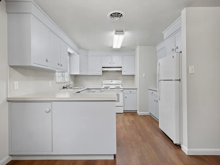 680 Borah Ave — Photo 14