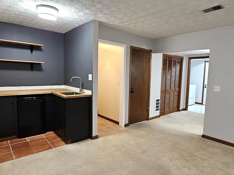 5053 Mackinac Dr — Photo 13