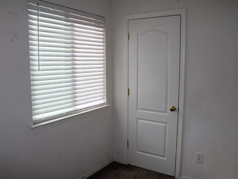 14313 Island Point Dr — Photo 20