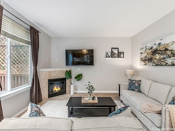 5th image of 4209 NE 36th Pl