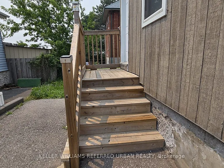 399 King St W — Photo 18