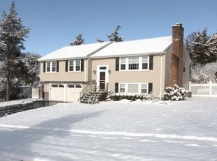 10 Haynes Rd, Framingham, MA 01701