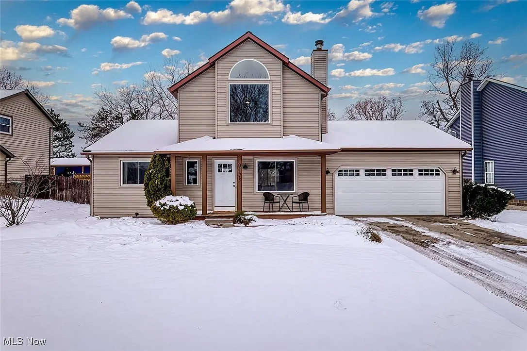 9175 Sugarbush Dr photo 1
