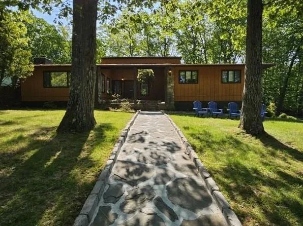 11 Cliff Court, Monroe, NY 10950