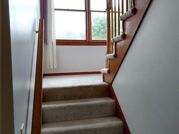 3rd image of 948 Galen Dr