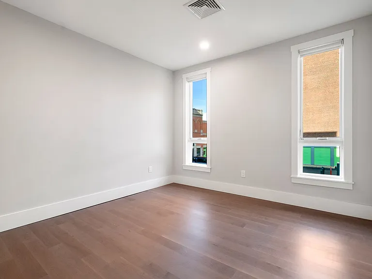 3193 Washington Street — Photo 126
