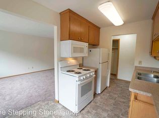 450 75th Ave NE APT 9, Fridley, MN 55432