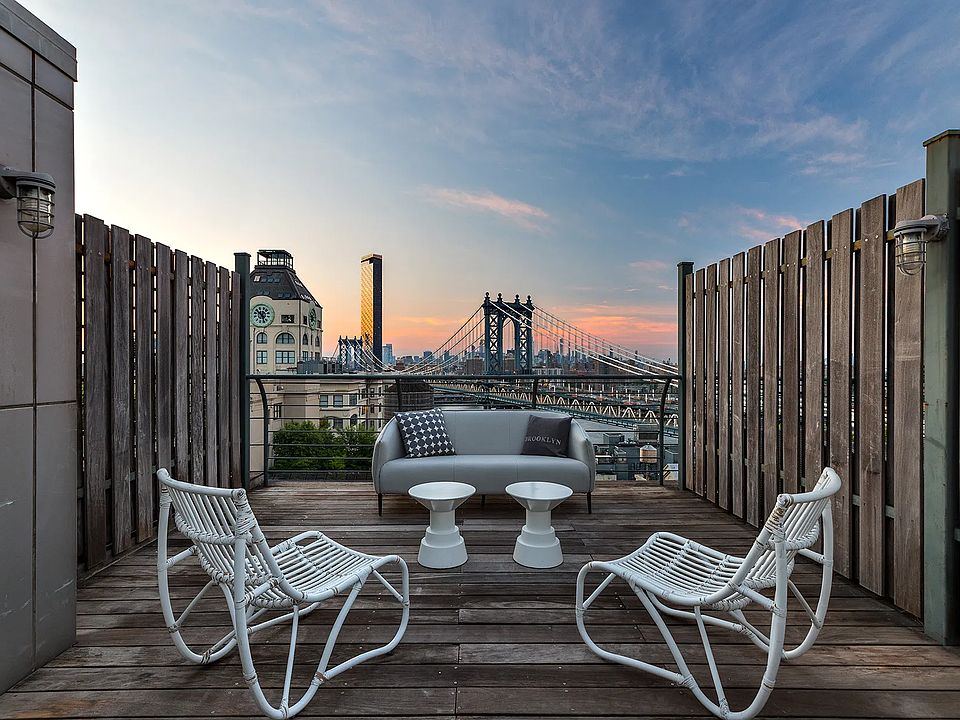1st image of 70 Washington St APT 6A