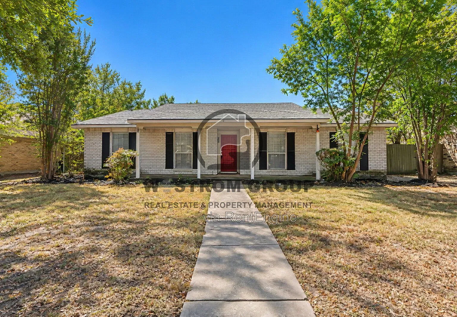 3 bed, 2.0 bath, 1601 sqft, $2,095 — Photo 2