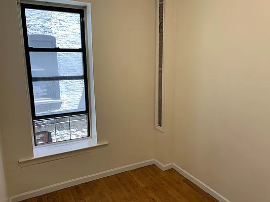 Rented by (Legacy) Scope Realty | media 8