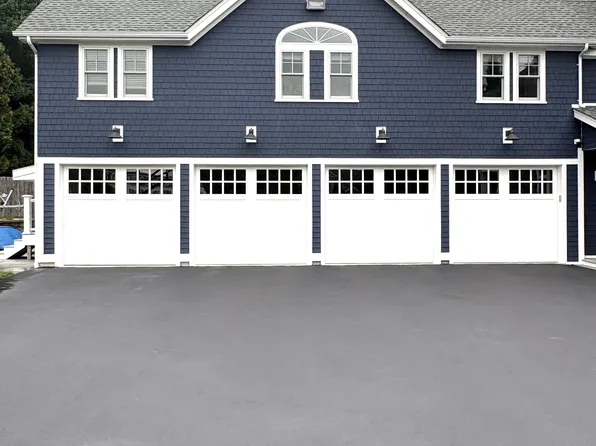 (undisclosed Address), Jamestown, RI 02835