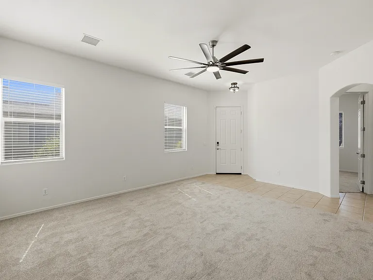 5917 N Talbot Dr — Photo 2