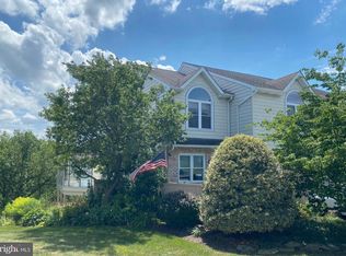 123 Pinnacle Point Dr, Lancaster, PA 17601