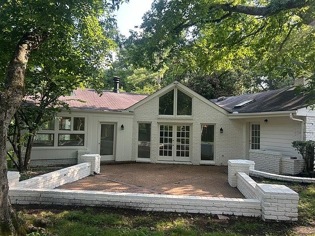 1st image of 632 Royal Oaks Pl