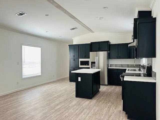 Dwelling at New Braunfels — Photo 47