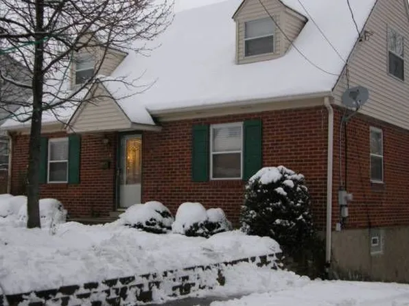 9 Skyview Ter, Highland Heights, KY 41076