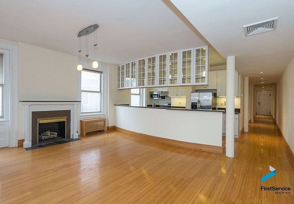 1st image of 27 Washington Sq N APT 3C