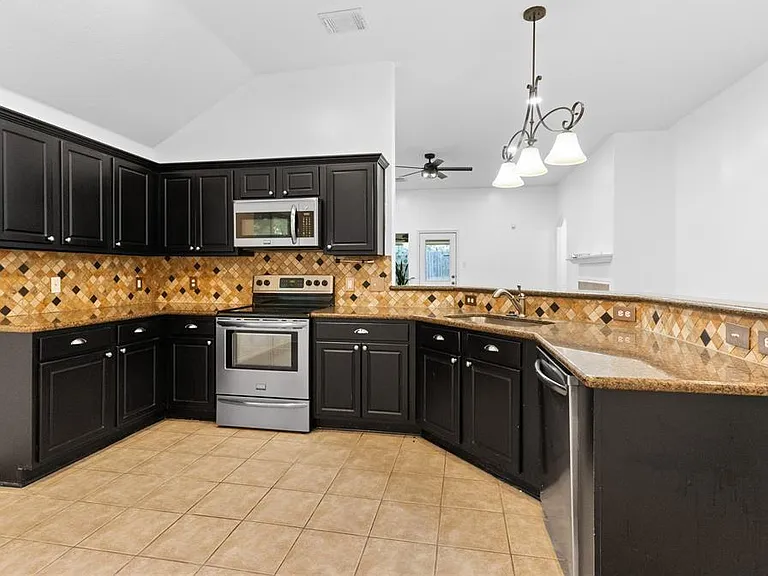 15323 Redbud Berry Way — Photo 9