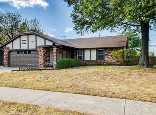 5708 S Elm Ave, Broken Arrow, OK 74011
