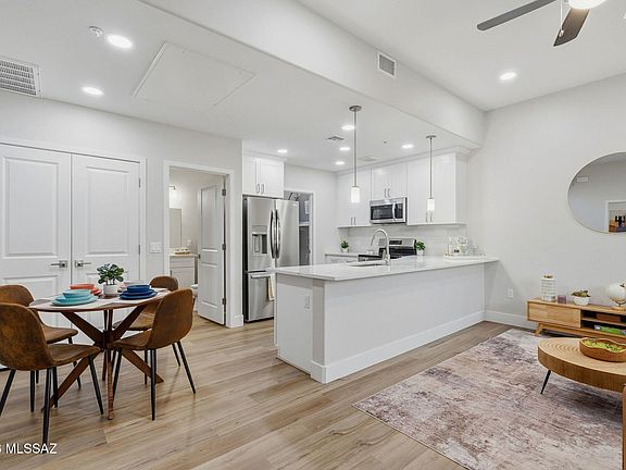 2nd image of 2022 E River Rd Unit 201