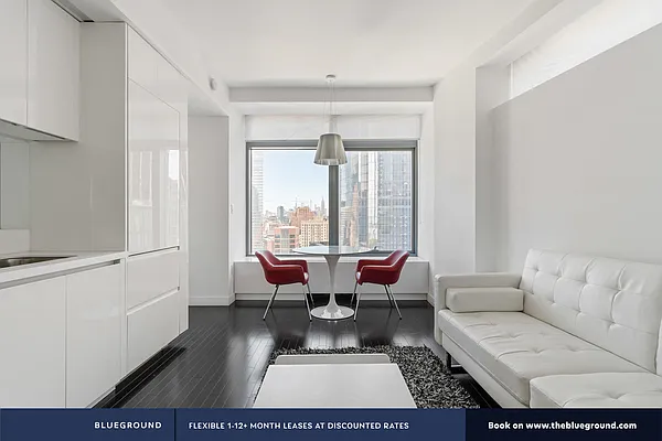 Rented by The Blueground | media 57