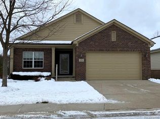 4160 Wrenwood Ln #29, Canton, MI 48188