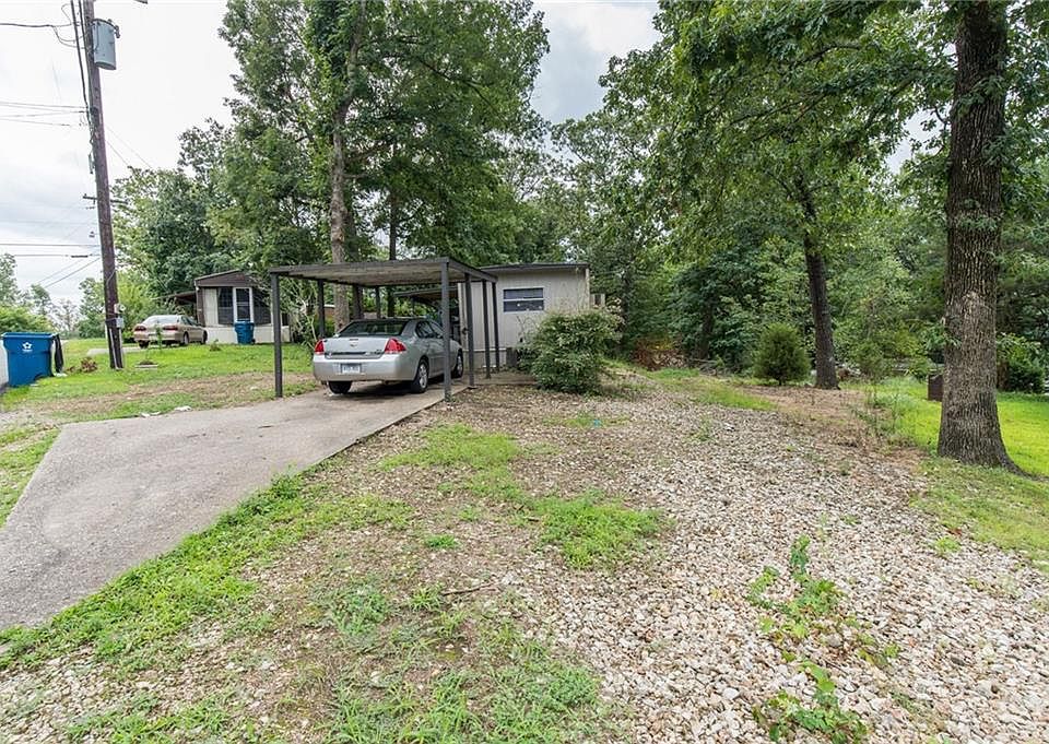 2nd image of 46 Skyline Dr