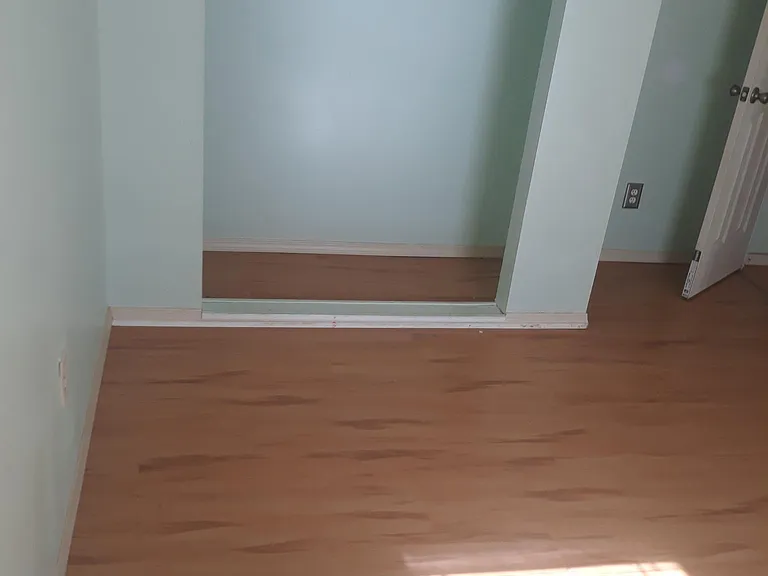 937 Bryson St NE #8 — Photo 1