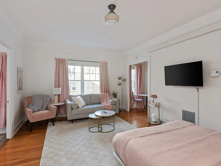 2015 NW Flanders St #408 — Photo 8