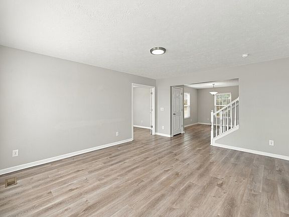 5th image of 2561 Jordan Ridge Dr