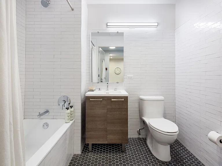 55 N 5th St #308W — Photo 4