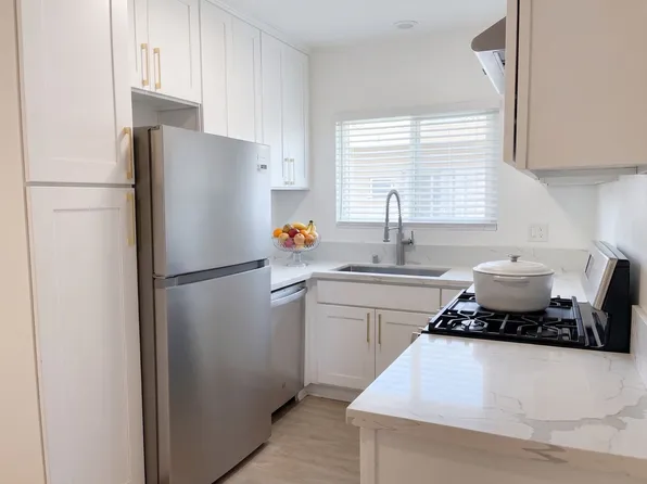 2 Weeks Free! Remodeled 1-Bedroom
