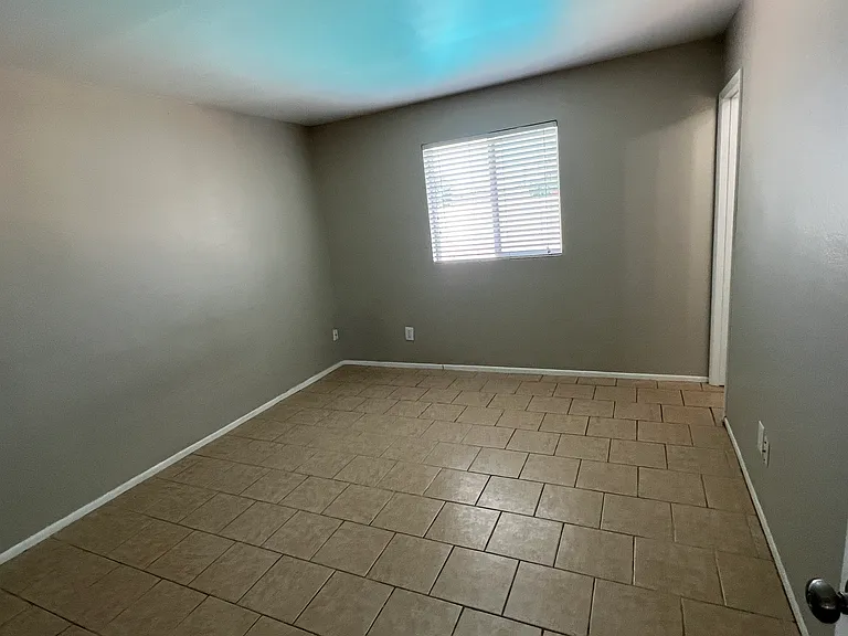 8424 E Palm Ln — Photo 8