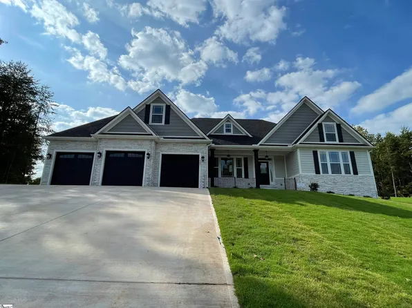505 Apache Pl, Marietta, SC 29661