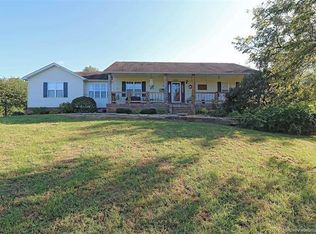 5214 Salem Fields Rd, Farmington, MO 63640