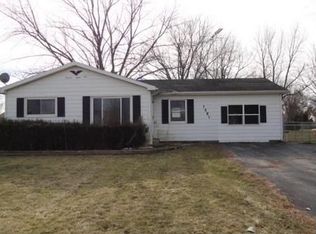 1481 Nova Rd, Sandwich, IL 60548