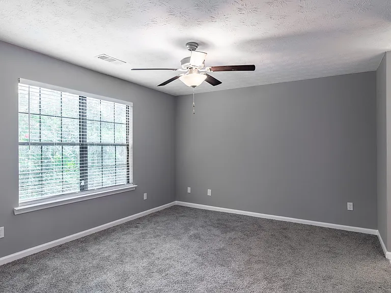 Briarhill 563 Apartments — Photo 5