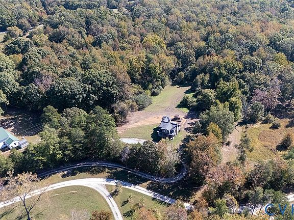 2nd image of 21727 Farmers Ln