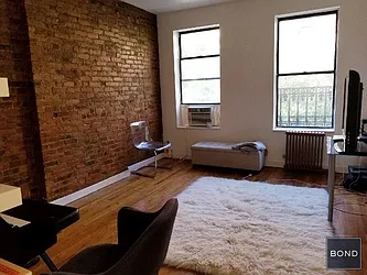 Rented by Bond New York